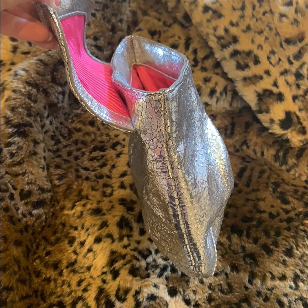Juicy Couture Silver Clutch NEW - Picture 8 of 8